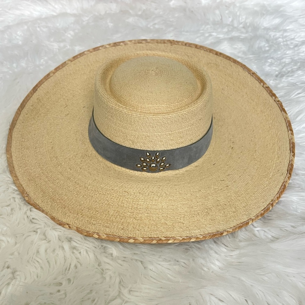 Calleen Cordero Amor Suella Large Brim Straw Grey Suede Studded Brim Hat NWT